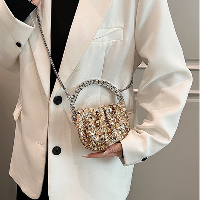 Gracefully Styled Bag for Any Occasion