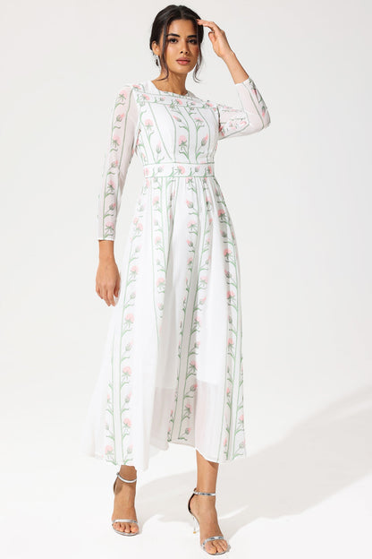 Sophisticated Dress with a Clean Classic Look