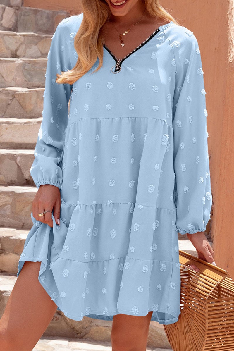 Beautifully Finished Dress in a Timeless Design