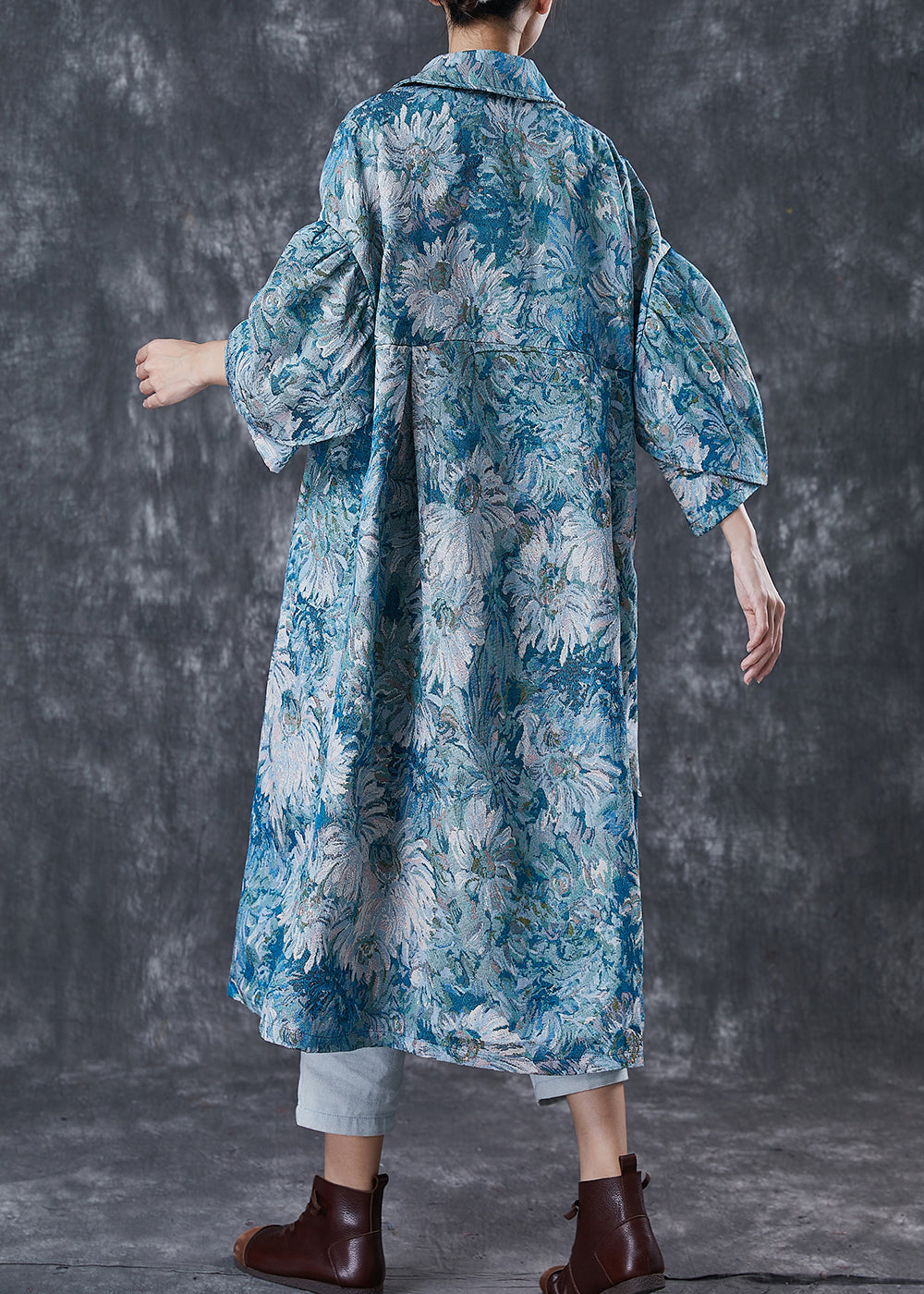Gracefully Styled Coat for Any Occasion