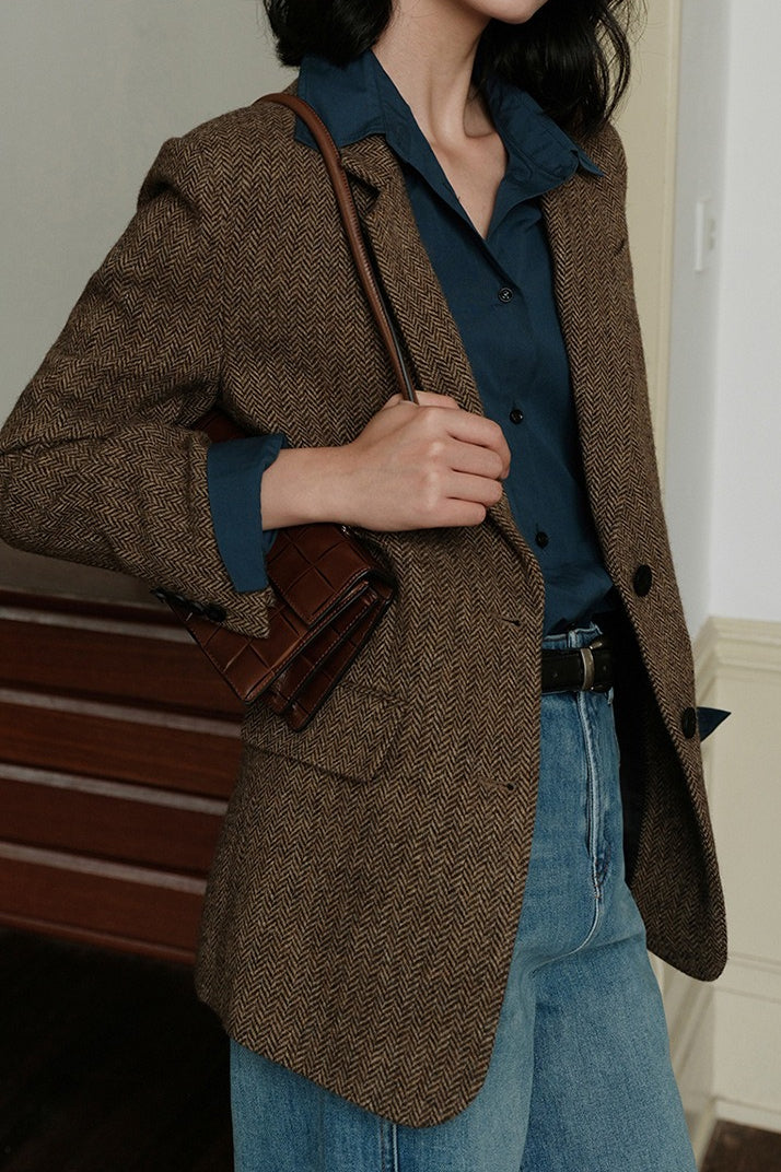 Beautifully Finished Garment in a Timeless Design
