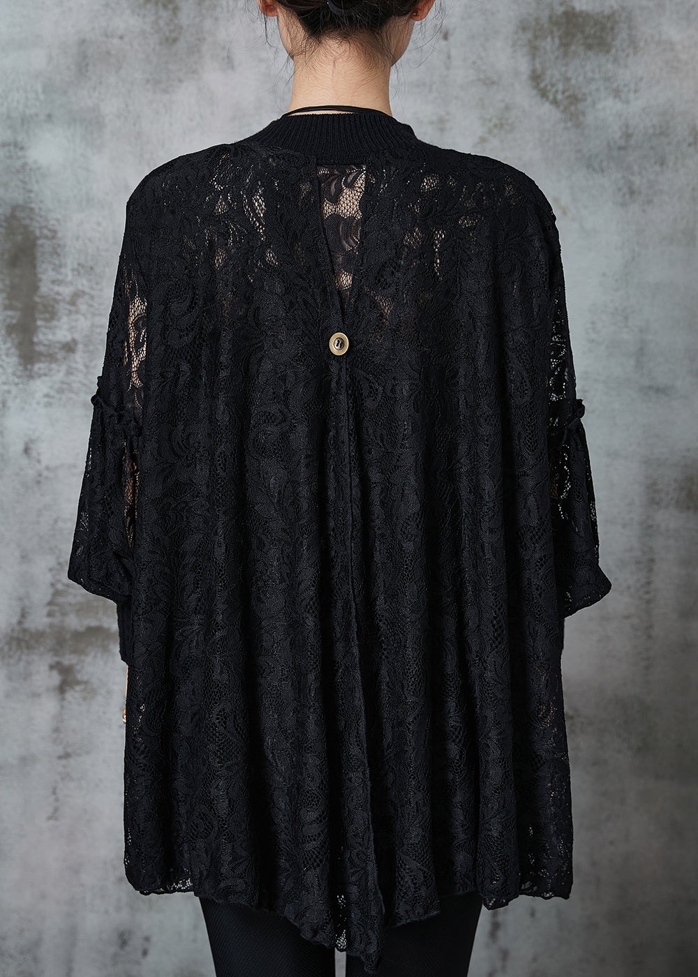 Effortlessly Elegant Top with a Timeless Design