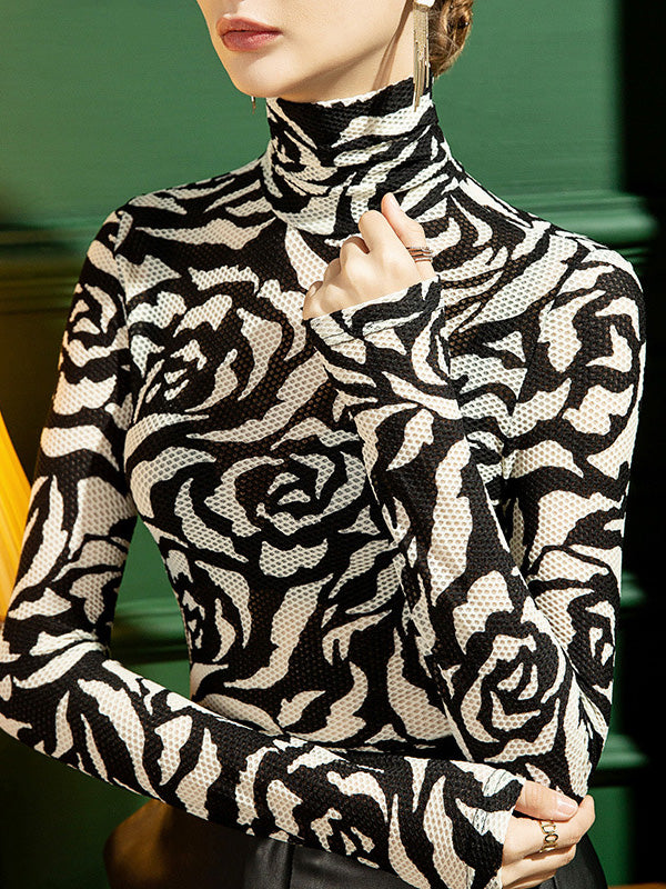 Beautifully Finished T-Shirt in a Timeless Design
