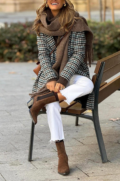 Sophisticated Coat with a Clean Classic Look