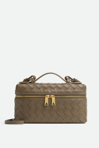 Classic Vintage Bag with a Flattering Fit