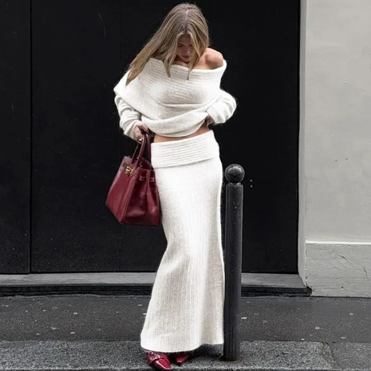 Beautifully Finished Sweater in a Timeless Design