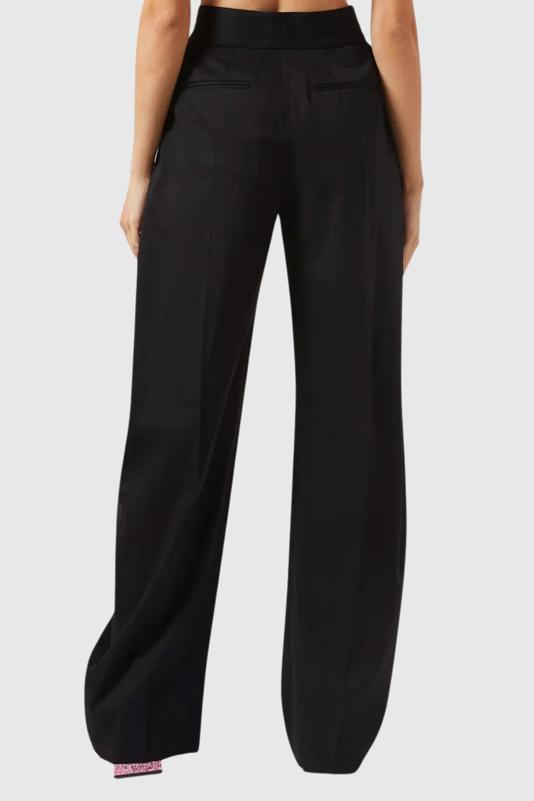 Classic Vintage Pants with a Flattering Fit
