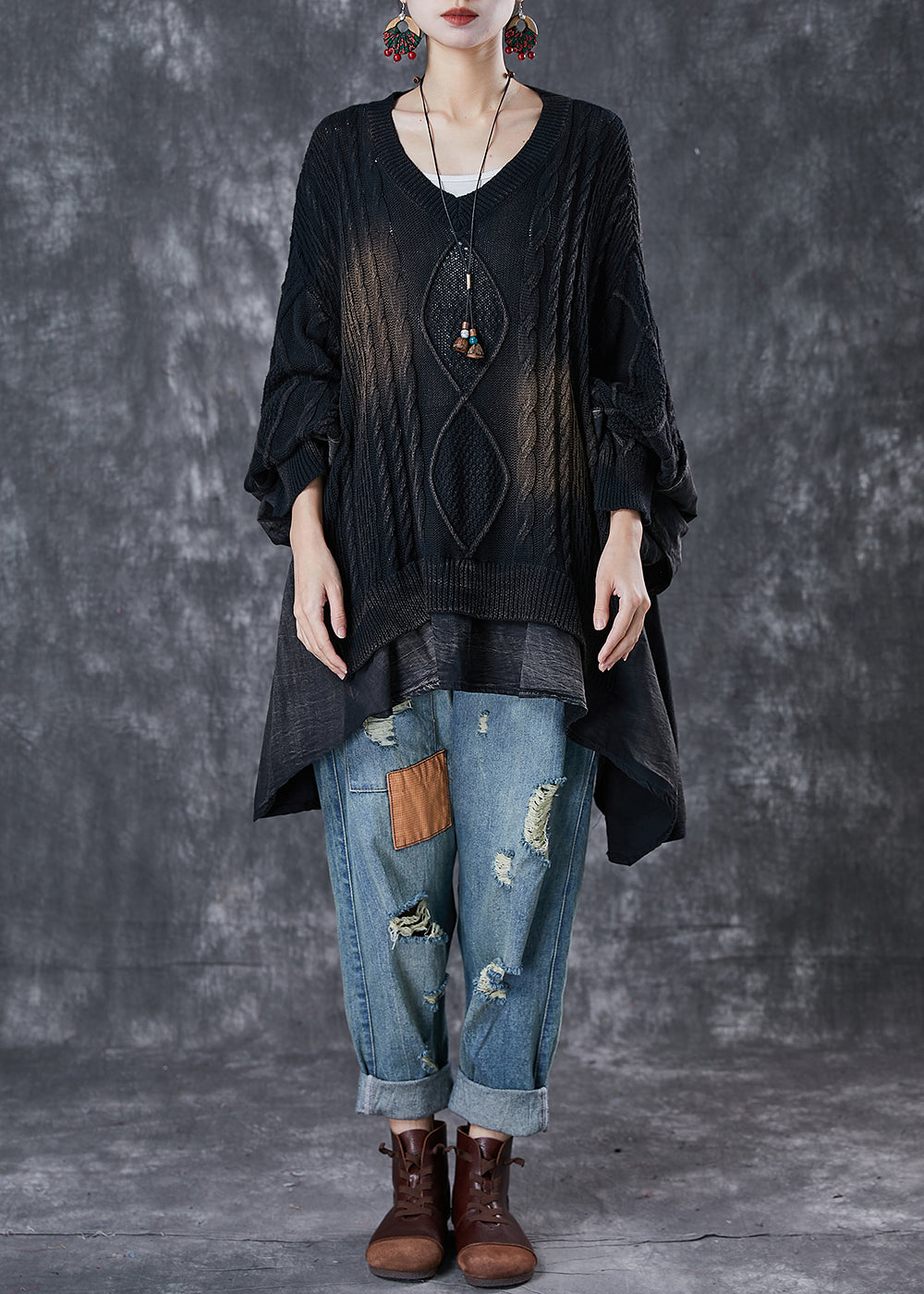Effortlessly Elegant Top with a Timeless Design