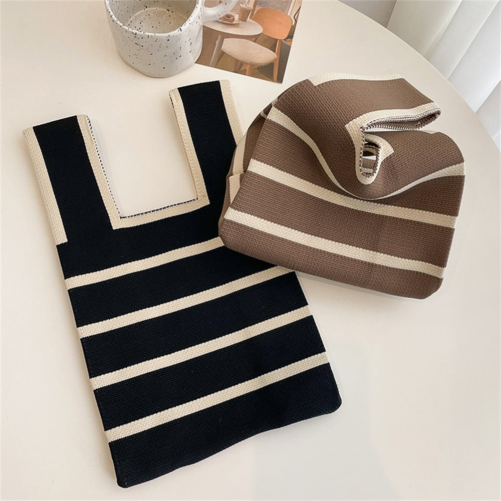 Well Tailored Bag with a Graceful Silhouette