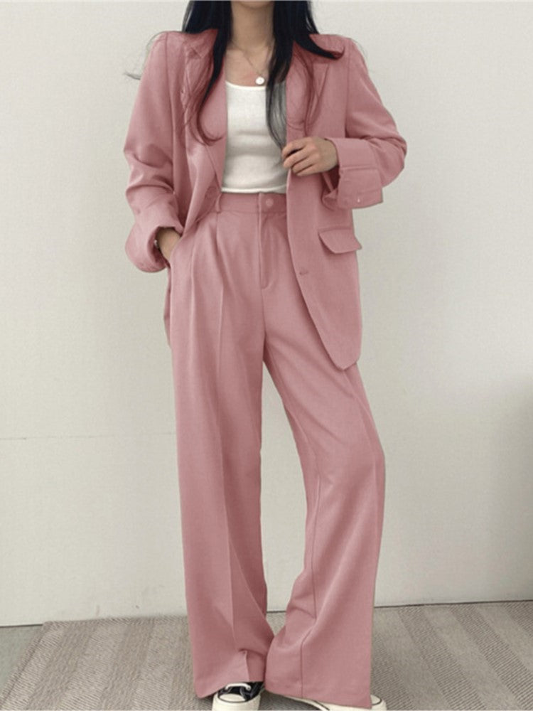 Sophisticated Pants with a Clean Classic Look