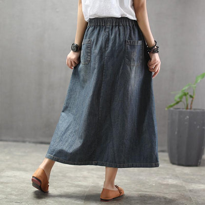Sophisticated Garment with a Clean Classic Look