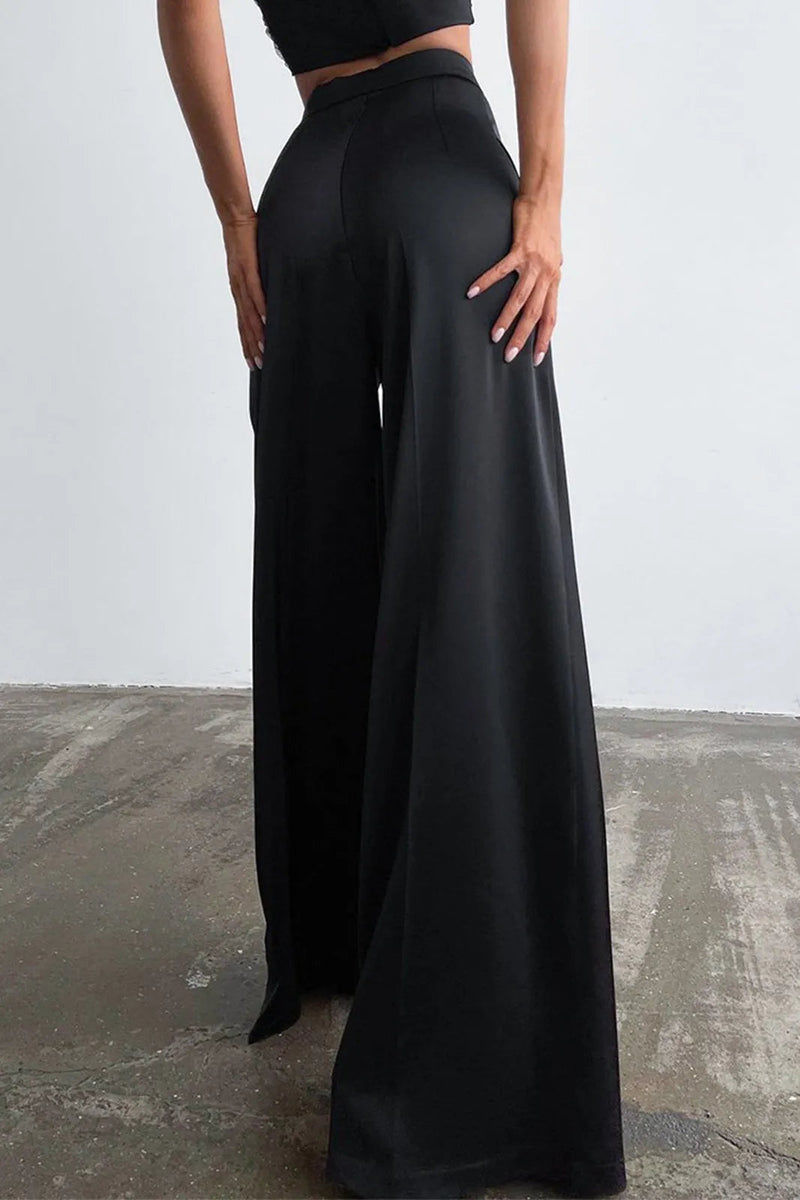 Well Tailored Pants with a Graceful Silhouette