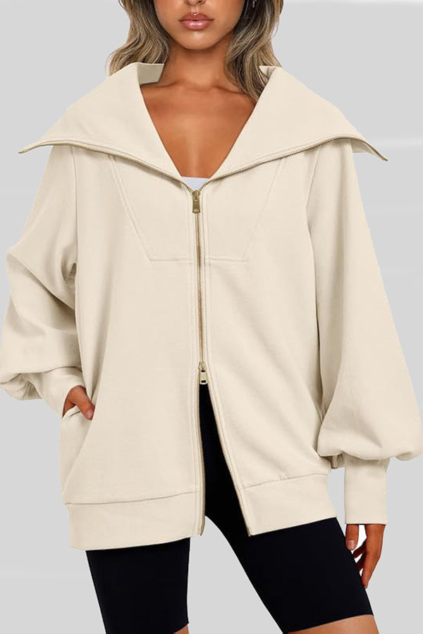 Effortlessly Elegant Jacket with a Timeless Design