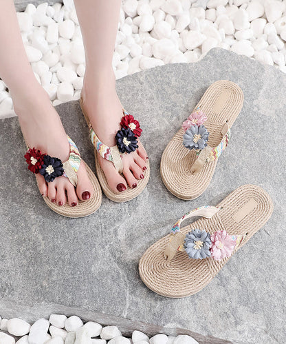 Effortlessly Elegant Sandals with a Timeless Design