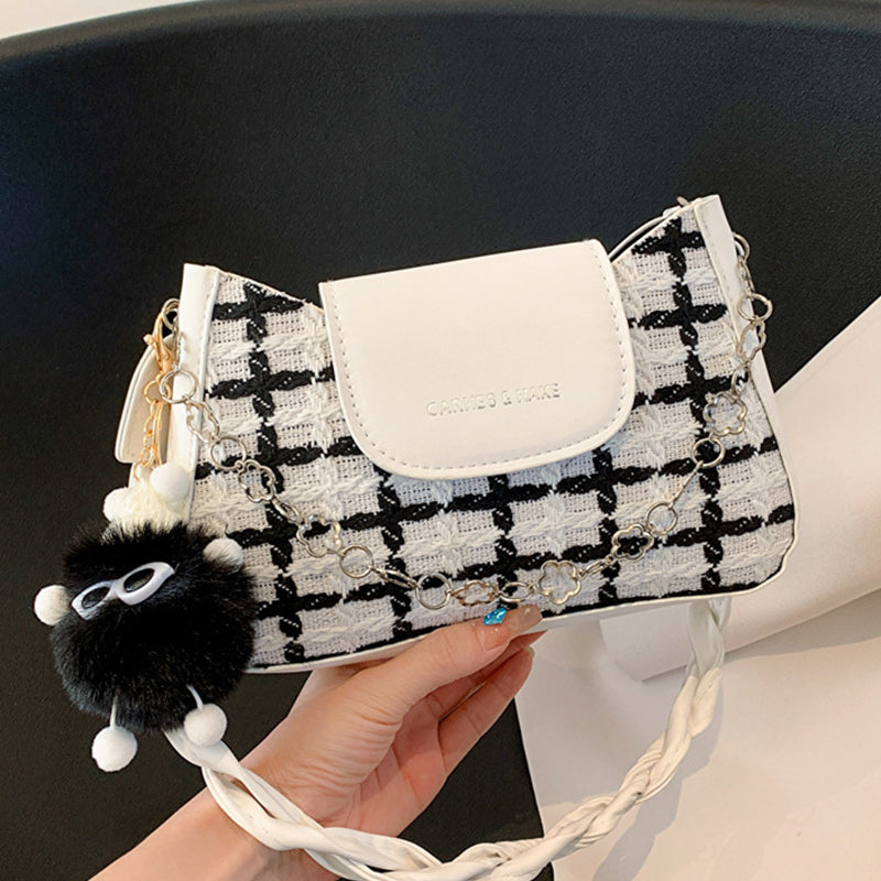 Effortlessly Elegant Bag with a Timeless Design