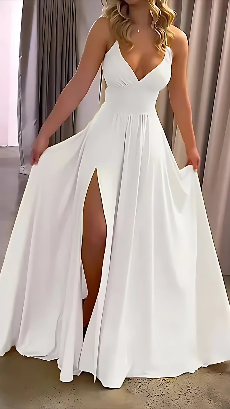 Effortlessly Elegant Dress with a Timeless Design