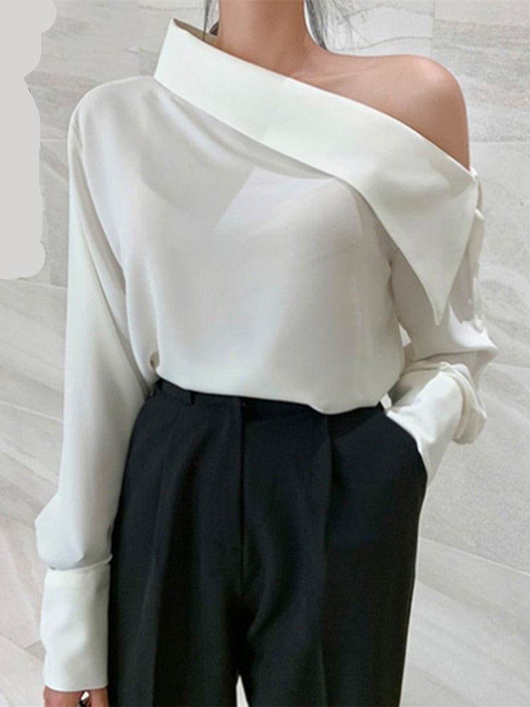 Beautifully Finished Shirt in a Timeless Design