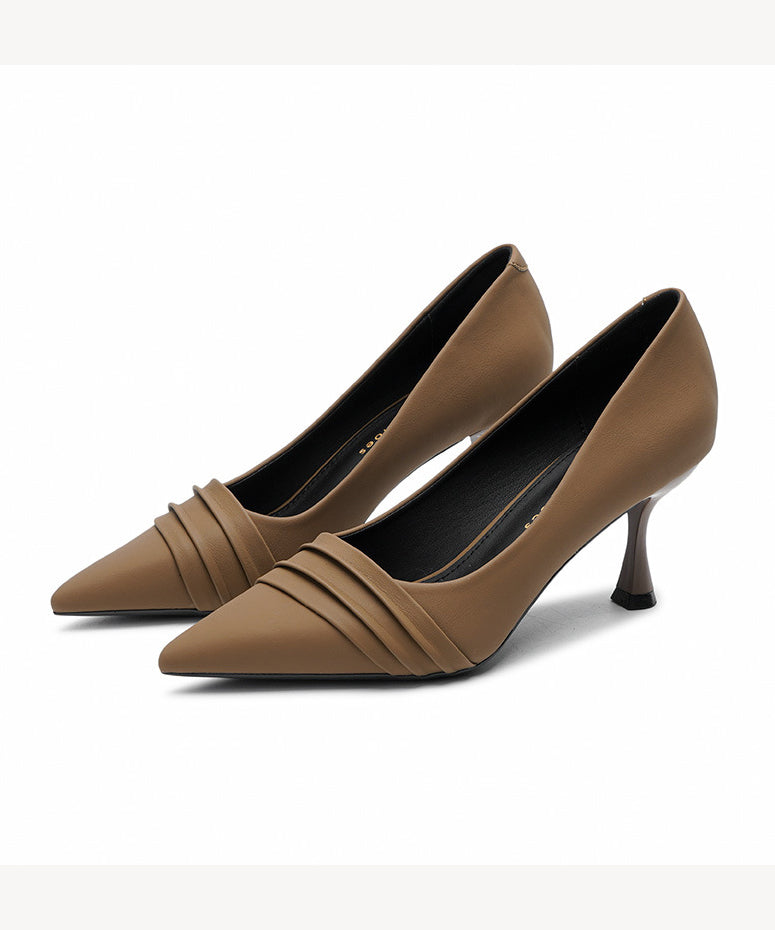 Beautifully Finished Heels in a Timeless Design
