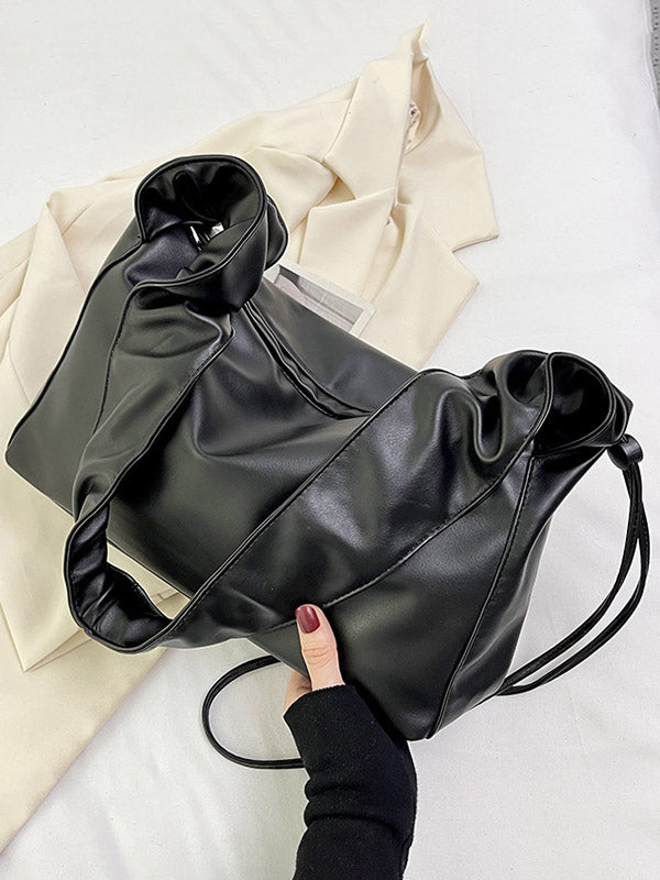 Sophisticated Bag with a Clean Classic Look