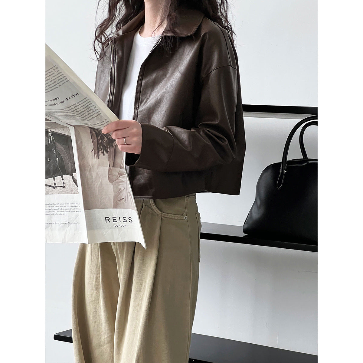 Effortlessly Elegant Jacket with a Timeless Design