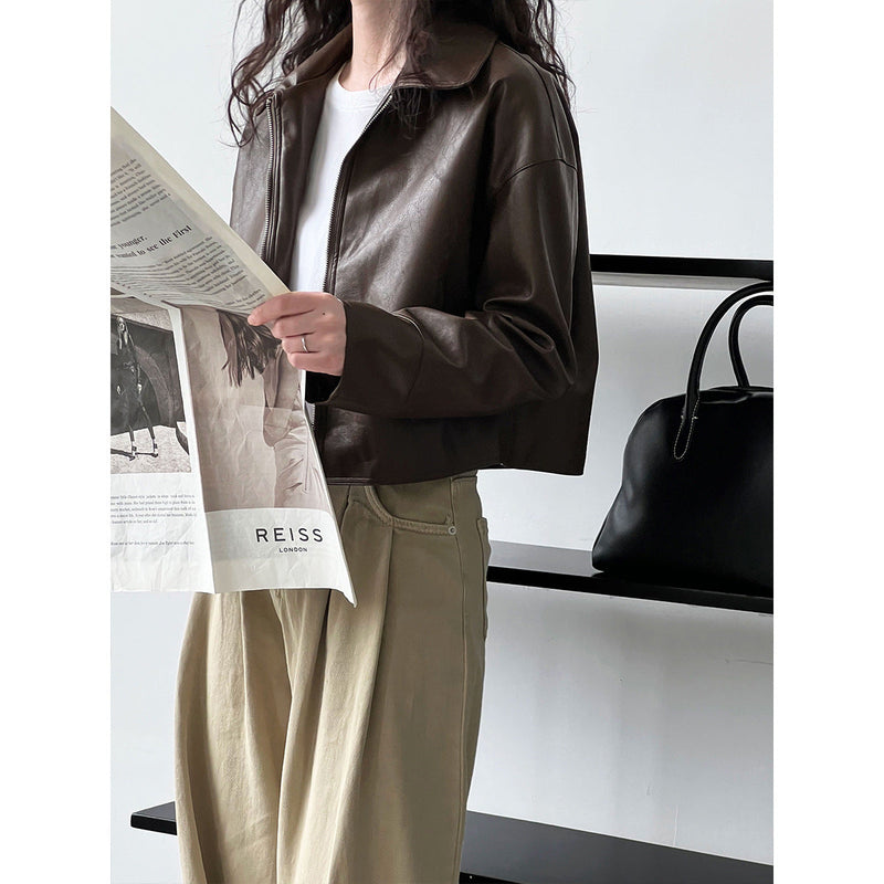Effortlessly Elegant Jacket with a Timeless Design