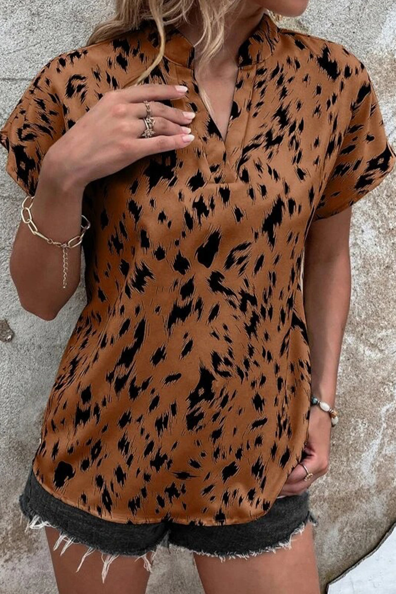 Classic Vintage & Enduringly Stylish Top