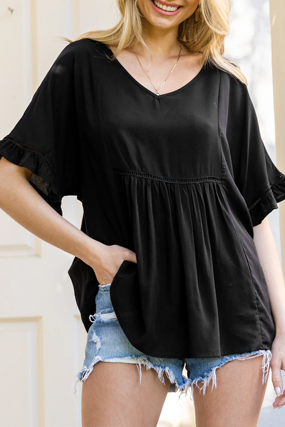 Effortlessly Elegant Blouse with a Timeless Design
