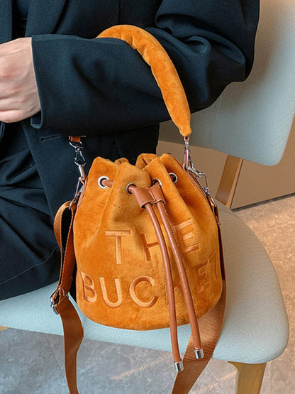 Well Tailored Bag with a Graceful Silhouette