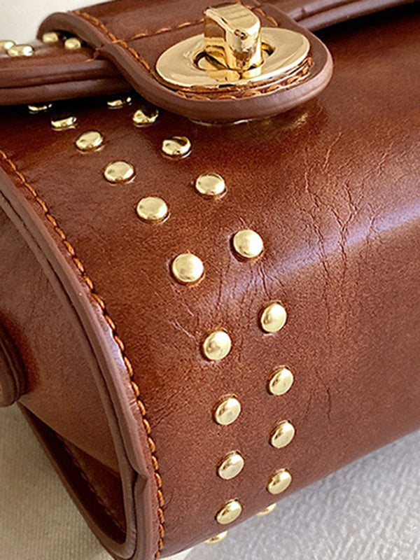 Beautifully Crafted Bag in a Classic Style