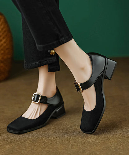Polished Heels with an Effortless Classic Look
