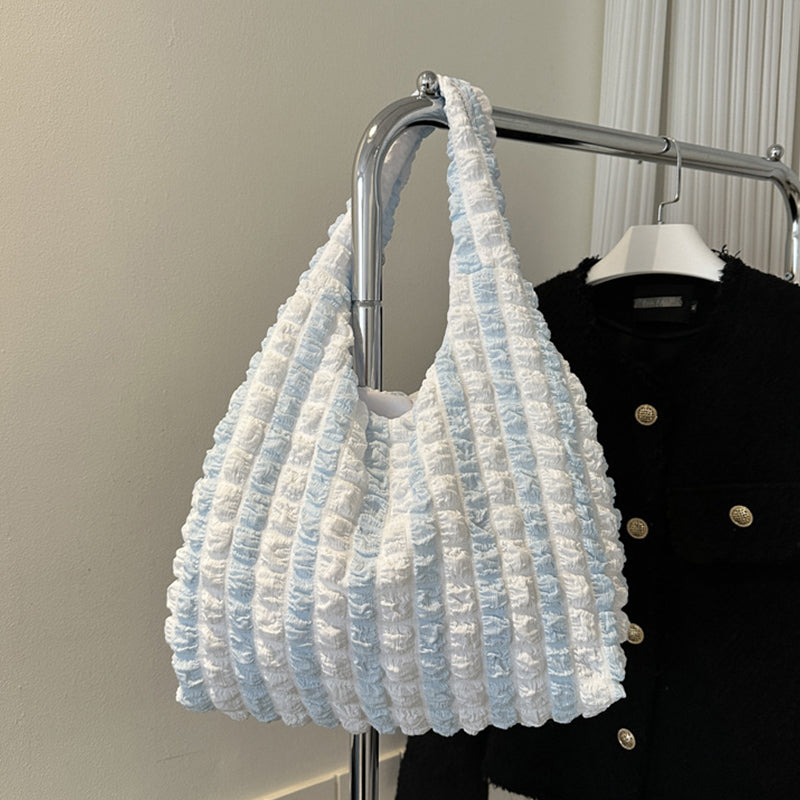 Sophisticated Bag with a Clean Classic Look