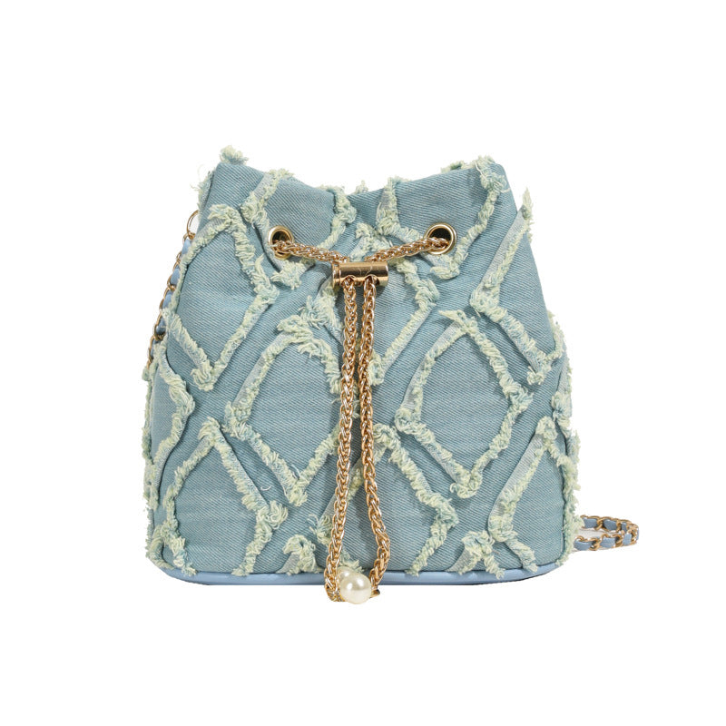 Classic Vintage Bag with a Flattering Fit