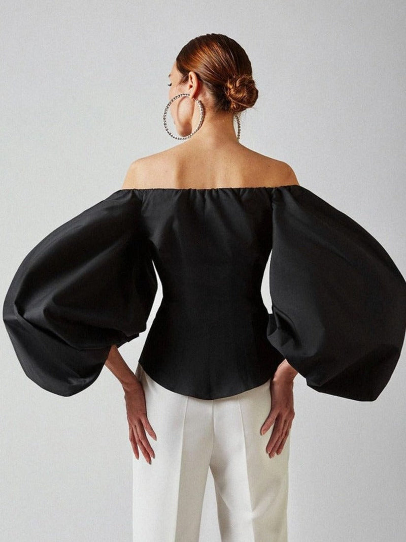 Beautifully Finished Top in a Timeless Design