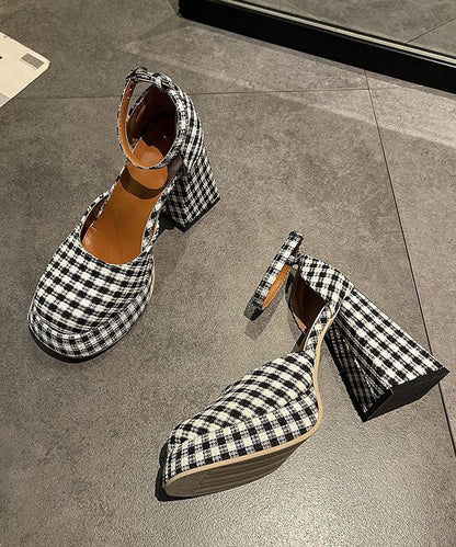 Beautifully Finished Heels in a Timeless Design