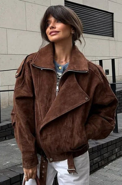 Effortlessly Elegant Jacket with a Timeless Design