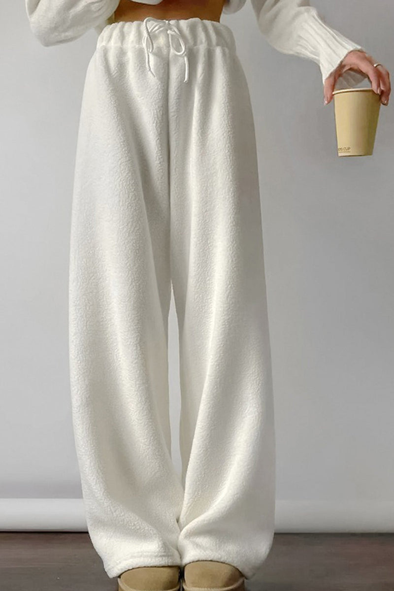 Beautifully Finished Pants in a Timeless Design