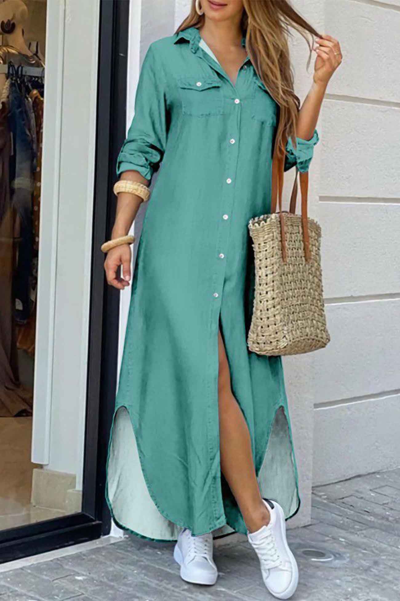 Effortlessly Elegant Dress with a Timeless Design