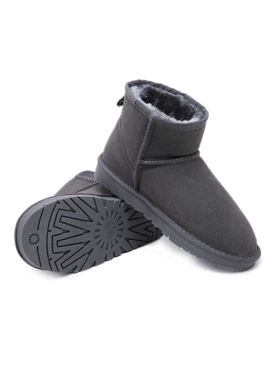 Gracefully Styled Boots for Any Occasion