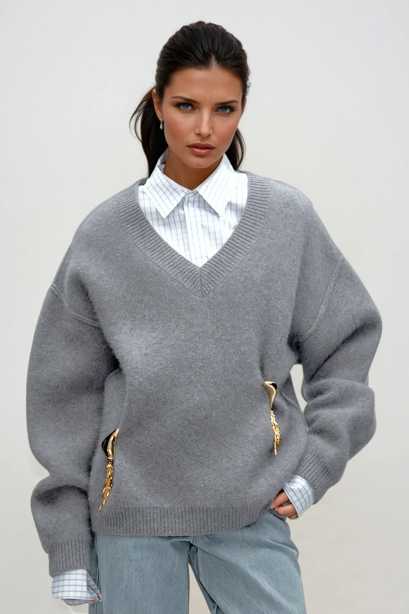 Beautifully Finished Top in a Timeless Design