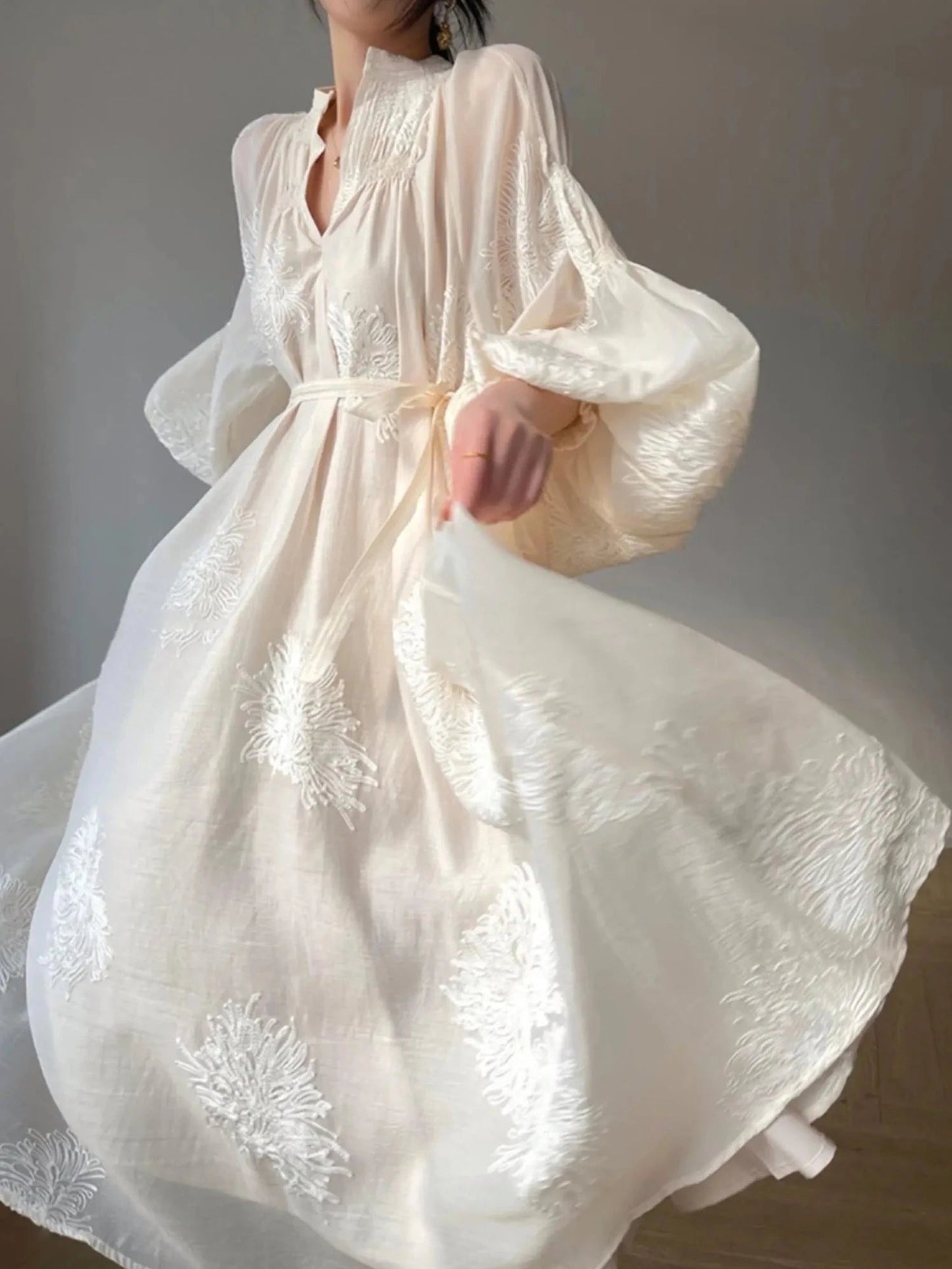 Classic Vintage & Enduringly Stylish Dress