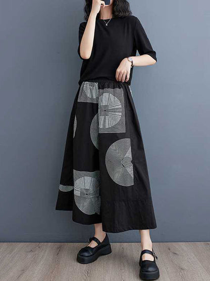 A Vintage Style Trousers with Delicate Timeless Details