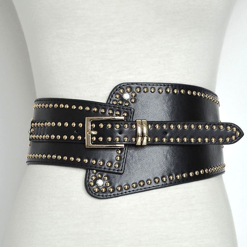 Gracefully Styled Garment for Any Occasion