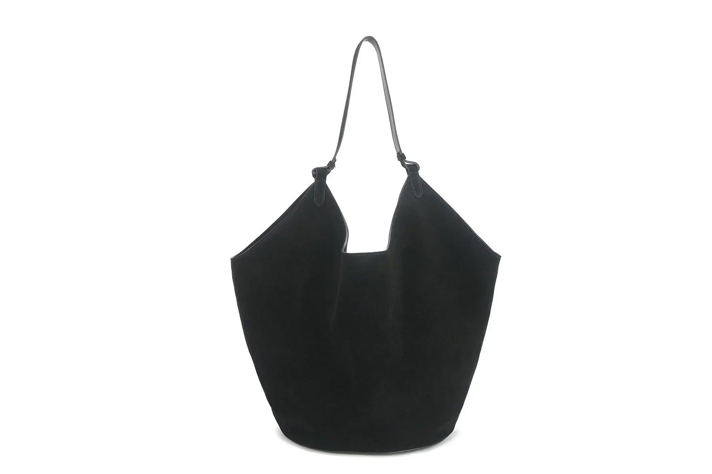 Gracefully Styled Bag for Any Occasion