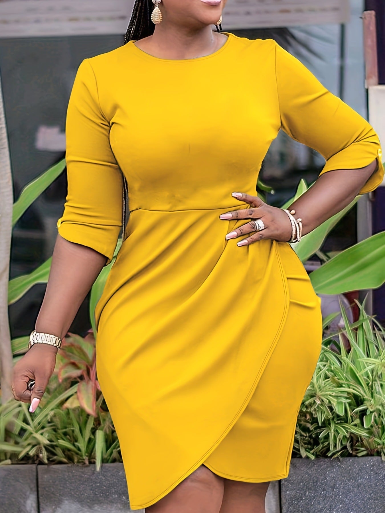 Beautifully Crafted Dress in a Classic Style