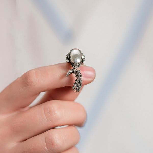 Polished Garment with an Effortless Classic Look