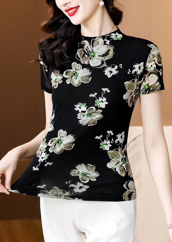 Elegantly Styled Shirt for Everyday Wear