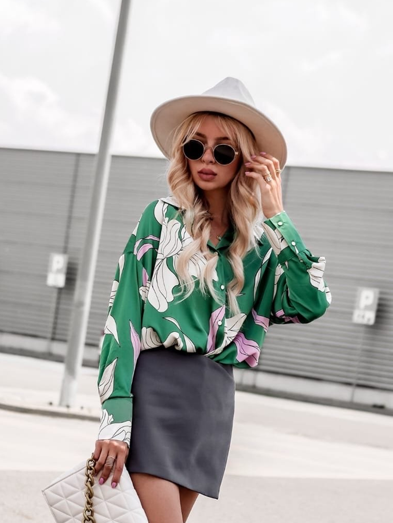 Beautifully Crafted Blouse in a Classic Style
