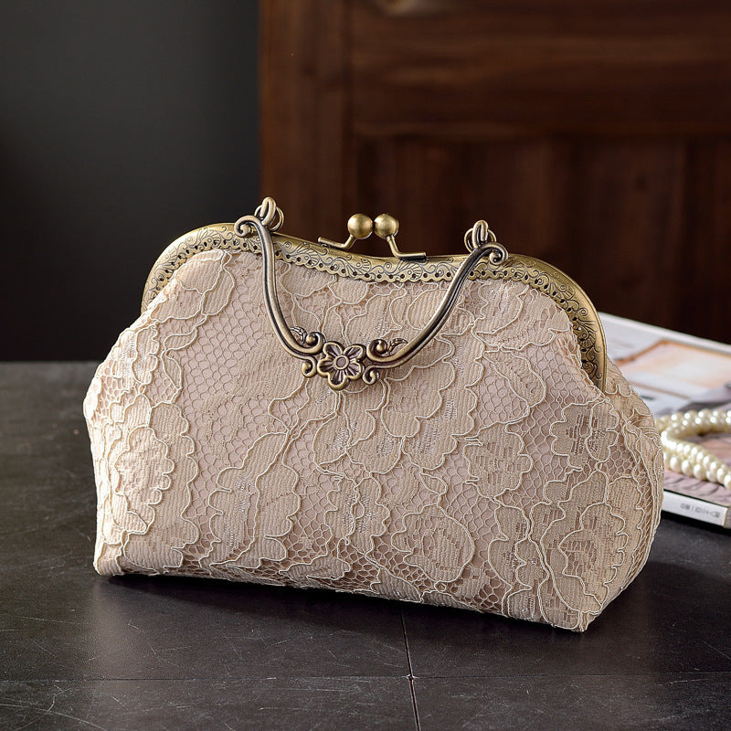 Well Tailored Bag with a Graceful Silhouette