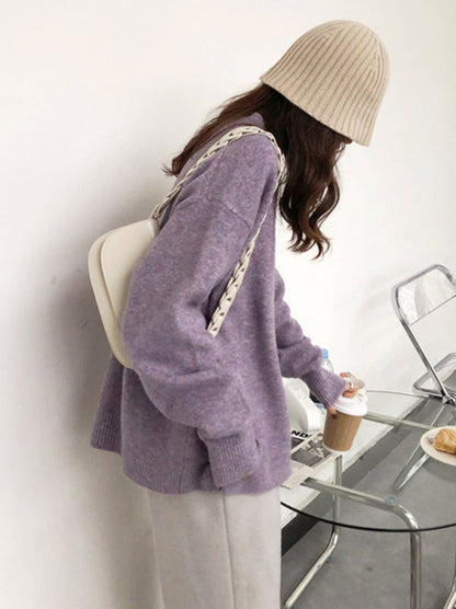 Well Tailored Sweater with a Graceful Silhouette