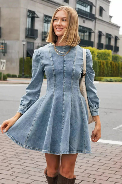Gracefully Styled Dress for Any Occasion